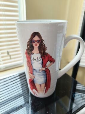 Coffee Cup Of A Beautiful Woman Says Smile On Her Shirt 6 Inches Tall Undamaged